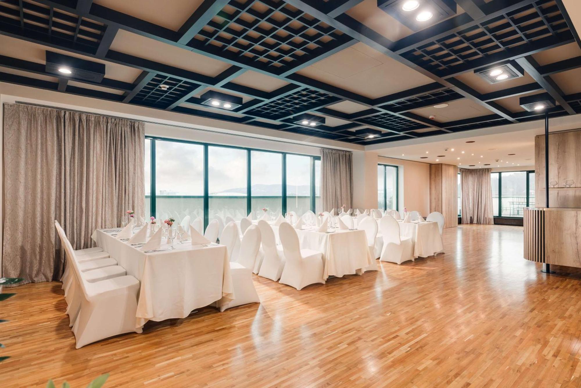 Doubletree By Hilton Hotel Cluj - City Plaza Εξωτερικό φωτογραφία The ballroom