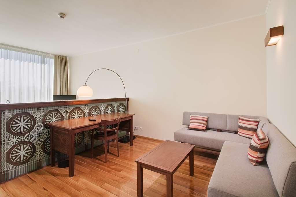 Doubletree By Hilton Hotel Cluj - City Plaza Δωμάτιο φωτογραφία