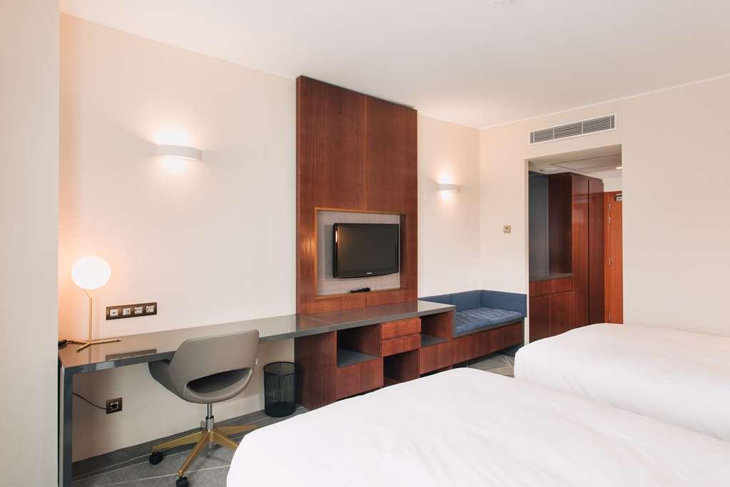 Doubletree By Hilton Hotel Cluj - City Plaza Δωμάτιο φωτογραφία
