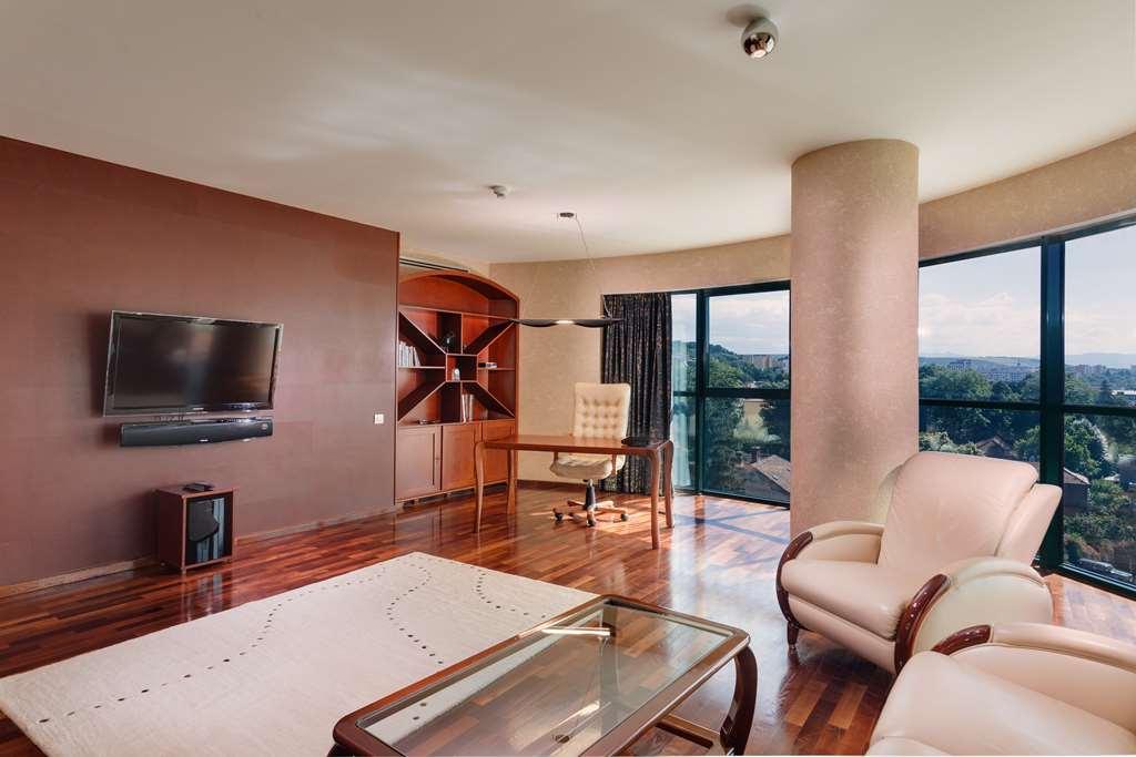 Doubletree By Hilton Hotel Cluj - City Plaza Δωμάτιο φωτογραφία