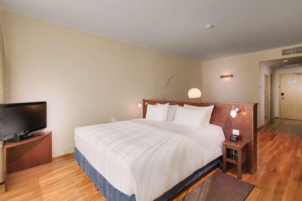 Doubletree By Hilton Hotel Cluj - City Plaza Δωμάτιο φωτογραφία